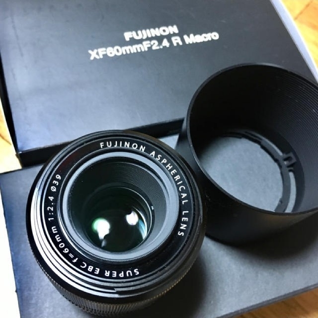 富士フイルム(フジフイルム)の富士フイルム マクロ レンズ 60mm F2.4 R ＊極上スレキズ無 スマホ/家電/カメラのカメラ(レンズ(単焦点))の商品写真