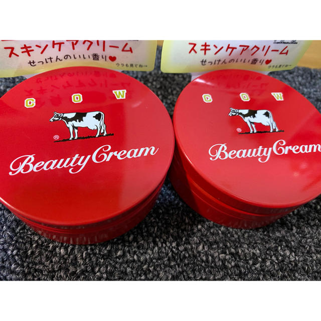 COW - 赤箱 ビューティクリームの通販 by まこちこ ︎'s shop｜カウブランドならラクマ