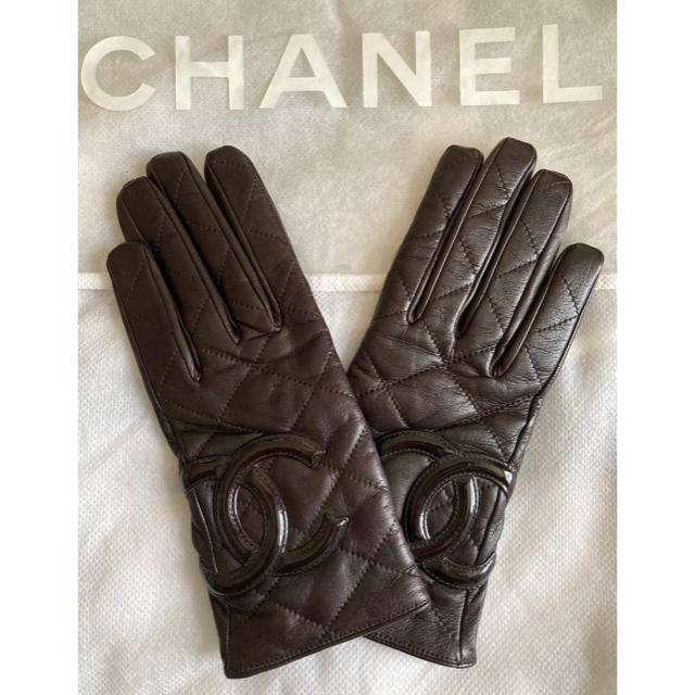 CHANEL(シャネル)のシャネル❤ラムスキンレザー グローブ 手袋 レディースのファッション小物(手袋)の商品写真