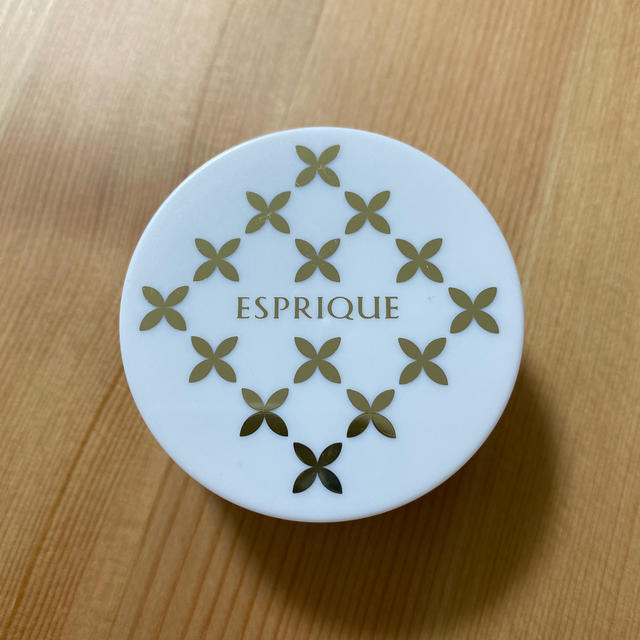 ESPRIQUE(エスプリーク)の〔未使用〕エスプリーク　フェイスパウダー01 コスメ/美容のベースメイク/化粧品(フェイスパウダー)の商品写真