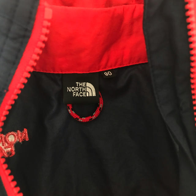 THE NORTH FACE(ザノースフェイス)の【ゆてぃてぃ様専用】THE NORTH FACE kids ベスト サイズ90 キッズ/ベビー/マタニティのキッズ服男の子用(90cm~)(ジャケット/上着)の商品写真