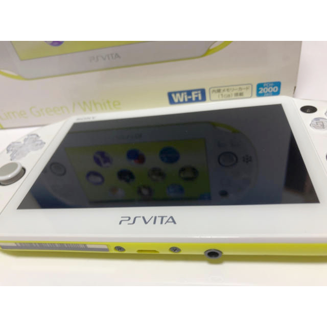 PlayStation Vita(プレイステーションヴィータ)のSONY PlayStationVITA 本体  PCH-2000 ZA13 エンタメ/ホビーのゲームソフト/ゲーム機本体(携帯用ゲーム機本体)の商品写真