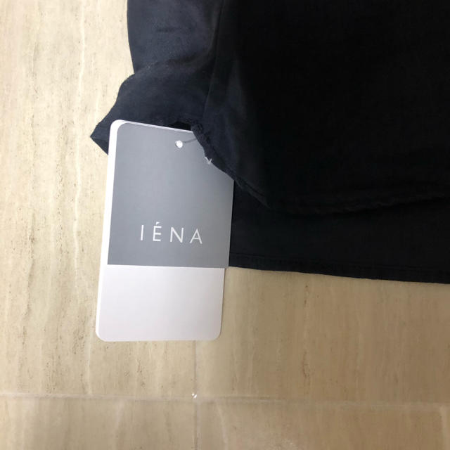 IENA(イエナ)のもこ様専用　イエナラミーフリルブラウス レディースのトップス(シャツ/ブラウス(半袖/袖なし))の商品写真
