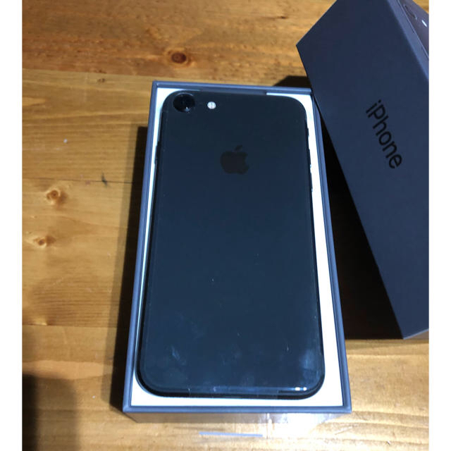 新品　iPhone8 64GB シムフリー 1