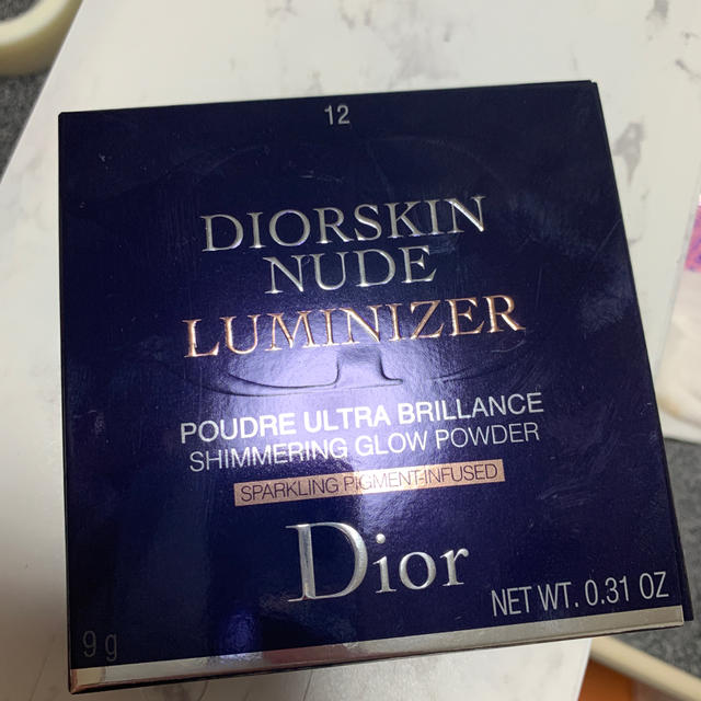 Dior(ディオール)のディオール　フェイスパウダー コスメ/美容のベースメイク/化粧品(フェイスパウダー)の商品写真