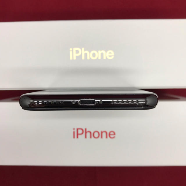Apple(アップル)のSIMフリー iPhoneX 256GB ブラック 上美品  電池交換済 スマホ/家電/カメラのスマートフォン/携帯電話(スマートフォン本体)の商品写真