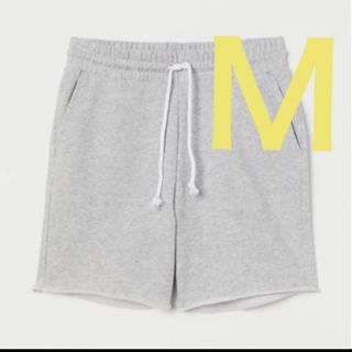 エイチアンドエム(H&M)の◆完売◆人気◆H&M ショートパンツ　切りっぱなし　Mサイズ　グレー(ショートパンツ)