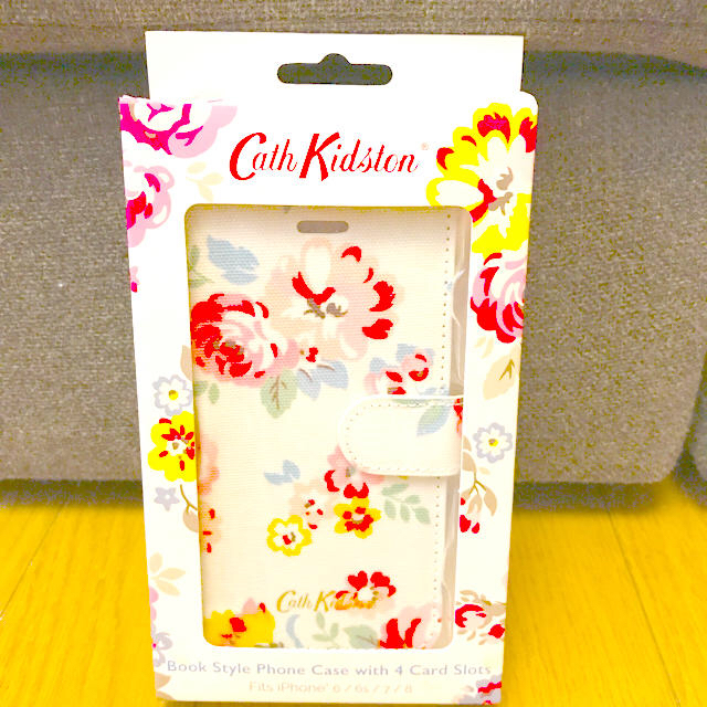 Cath Kidston(キャスキッドソン)のCath Kidson キャスキッドソン iPhoneケース6/6s/7/8対応 スマホ/家電/カメラのスマホアクセサリー(iPhoneケース)の商品写真