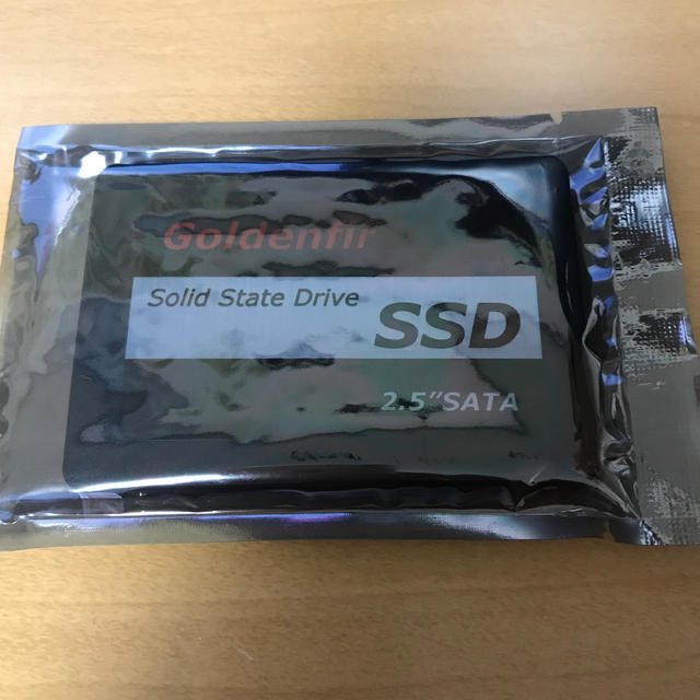 新品未開封　Goldenfir 2.5インチ　SSD 120GB 送料無料！！ スマホ/家電/カメラのPC/タブレット(PCパーツ)の商品写真
