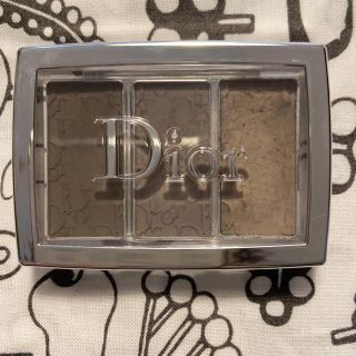 ディオール(Dior)のDior バックステージ ブロウ パレット 002(パウダーアイブロウ)