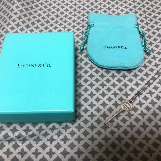 Tiffany & Co.(ティファニー)の【正規品】ティファニー 鍵モチーフ ネックレス レディースのアクセサリー(ネックレス)の商品写真