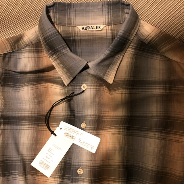 COMOLI(コモリ)のauralee super light wool check shirts  メンズのトップス(シャツ)の商品写真