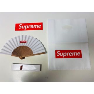 supreme サスクワッチ 扇子