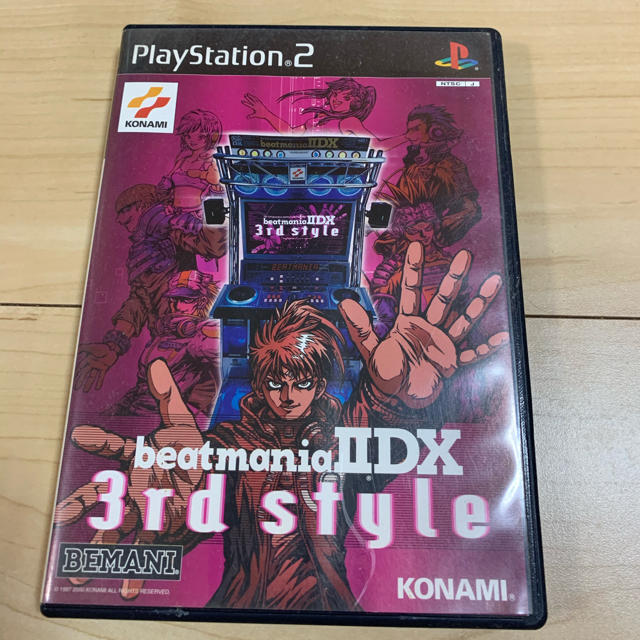 KONAMI(コナミ)のPS2 ビーマニ2デラックス　専用コントローラー付き　特価 エンタメ/ホビーのゲームソフト/ゲーム機本体(家庭用ゲーム機本体)の商品写真