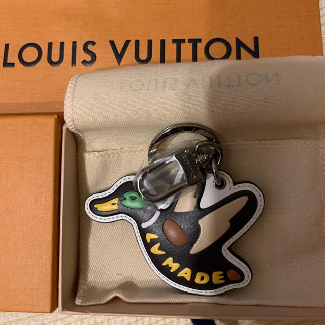 LOUIS VUITTON(ルイヴィトン)の新品未使用　louis vuitton ポルト クレ LVメイド ダック　 メンズのファッション小物(キーホルダー)の商品写真