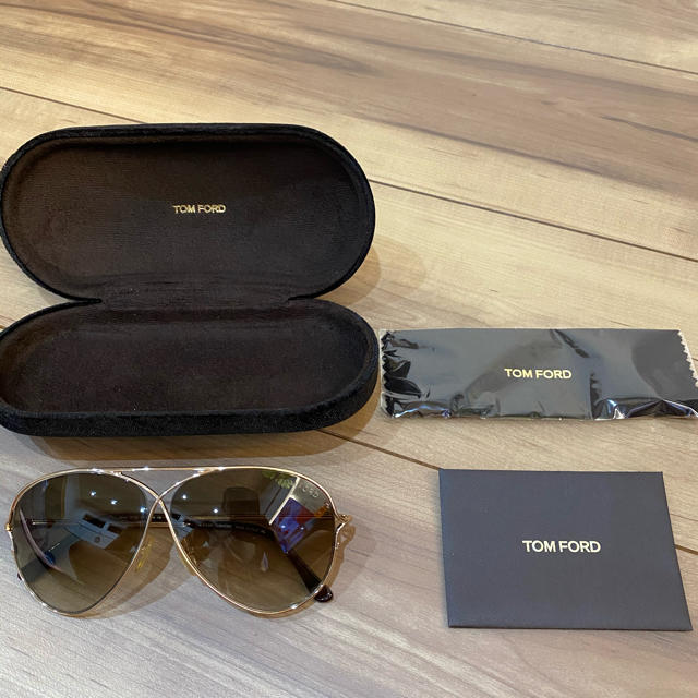 TOM FORD(トムフォード)のTOM FORDサングラスMOSCOT EYEVAN OLIVERPEOPLES メンズのファッション小物(サングラス/メガネ)の商品写真