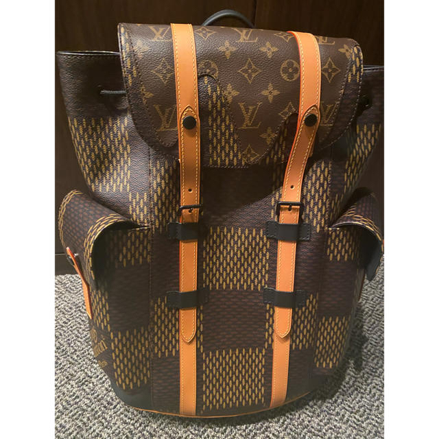 LOUIS VUITTON(ルイヴィトン)のLV×NIGO 酒井様専用 レディースのバッグ(リュック/バックパック)の商品写真