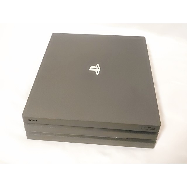 PS4 Pro CUH-7000B ジェットブラック ほぼ未使用美品