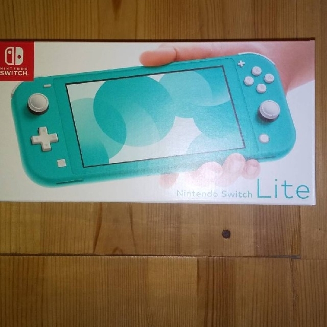 新品 任天堂 スイッチライト ターコイズ Switch lite 芸能人愛用