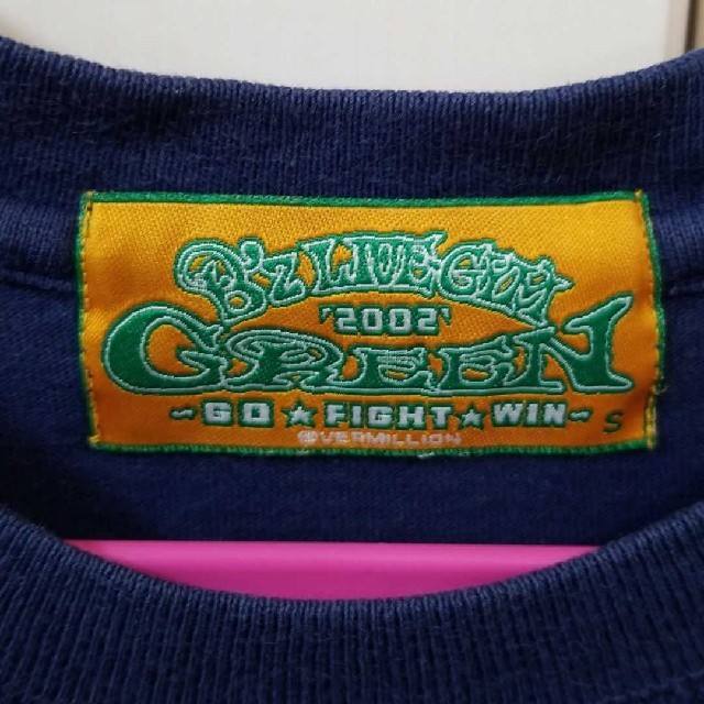 B'z 2002 GREEN TAK ツアーTシャツ Sサイズ エンタメ/ホビーのタレントグッズ(ミュージシャン)の商品写真