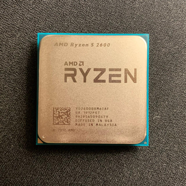 スマホ/家電/カメラAMD Ryzen 2600 美品　動作確認済み　クーラー付き