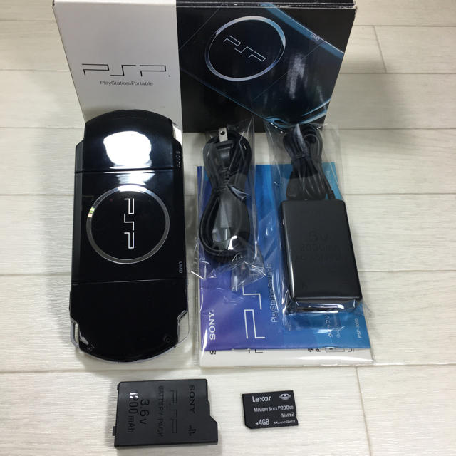 PSP-3000 PIANO BLACK