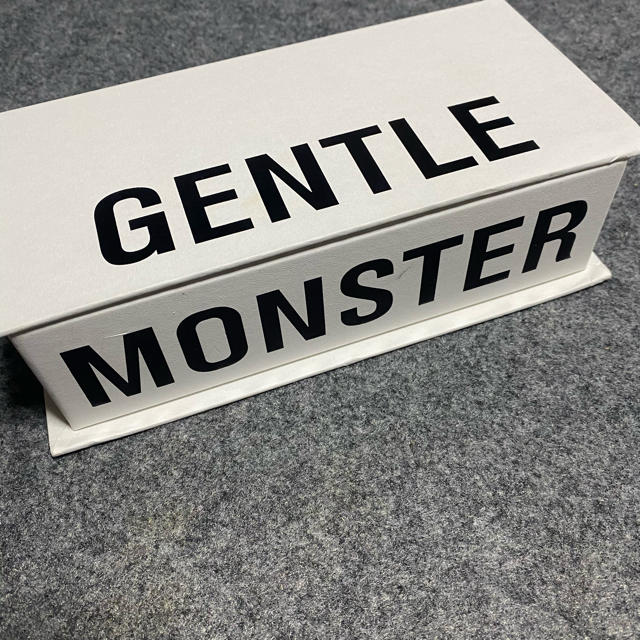 GENTLE MONSTER