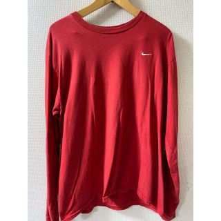 ナイキ(NIKE)のNIKE 赤色　ロンT 古着(Tシャツ/カットソー(七分/長袖))