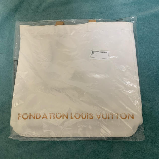 LOUIS VUITTON トートバッグ　ホワイト