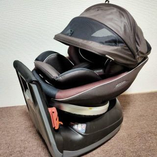 コンビ(combi)の【専用】コンビ 綺麗 ネルームエッグショック NC570 新生児～ 回転 (自動車用チャイルドシート本体)