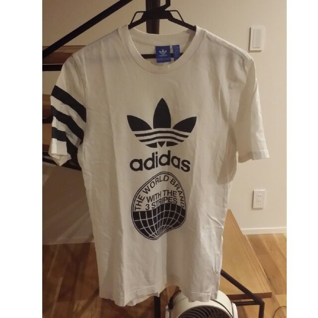 adidas(アディダス)のアディダスTシャツ メンズのトップス(Tシャツ/カットソー(半袖/袖なし))の商品写真