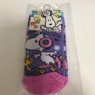 スヌーピー(SNOOPY)のスヌーピー　靴下　新品⭐︎(キャラクターグッズ)