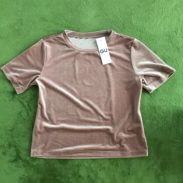 GU(ジーユー)の新品〇GU、ピンクベロアTシャツ、L レディースのトップス(Tシャツ(半袖/袖なし))の商品写真