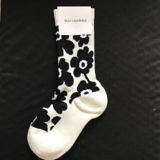 マリメッコ(marimekko)のマリメッコ 靴下 アールニウニッコソックス　22〜23cm(ソックス)