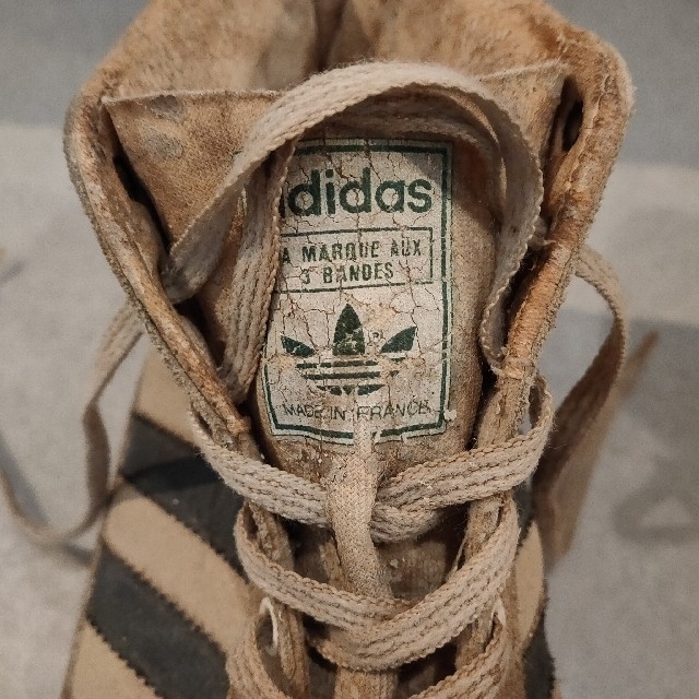 adidas(アディダス)のadidas　ヴィンテージ　フランス製　made in France メンズの靴/シューズ(スニーカー)の商品写真