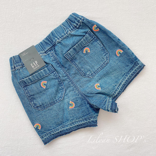 babyGAP(ベビーギャップ)の新品 今季 GAP ギャップ デニムショートパンツ 100cm 105cm キッズ/ベビー/マタニティのキッズ服女の子用(90cm~)(パンツ/スパッツ)の商品写真