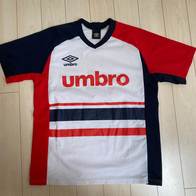 UMBRO(アンブロ)のumbro アンブロ ユニフォーム スポーツ/アウトドアのサッカー/フットサル(ウェア)の商品写真