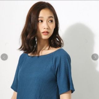 アズールバイマウジー(AZUL by moussy)のAZUL by moussy トップス ターコイズブルー(カットソー(半袖/袖なし))