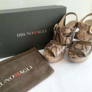 ブルーノマリ(BRUNOMAGLI)のブルーノマリ＊パイソン＊ウェッジサンダル 37(サンダル)