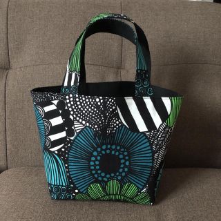 マリメッコ(marimekko)の【marimekko】ハンドメイド バッグ❁③(バッグ)