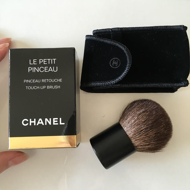 CHANEL(シャネル)の新品♡ シャネル フェイスブラシ コスメ/美容のベースメイク/化粧品(その他)の商品写真