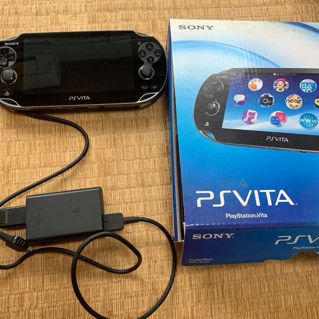 PlayStationVITA 本体  PCH-1100 3G/wi-fi