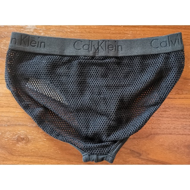 Calvin Klein(カルバンクライン)のカルバンクライン　新品　メンズ　メッシュ　ヒップブリーフ(ブラックS) メンズのアンダーウェア(その他)の商品写真