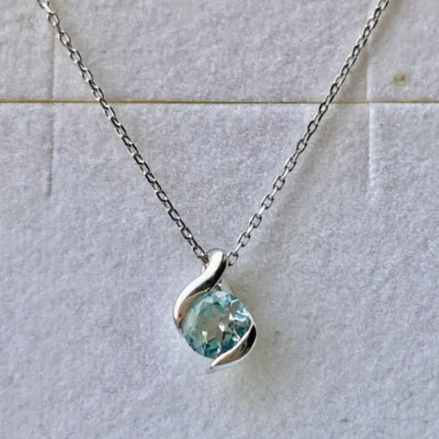 激安通販販売 4℃ プラチナネックレス | heartoftheemerald.com