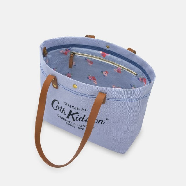 Cath Kidston(キャスキッドソン)の新品★キャスキッドソン Cath Kidston トートバック ポーチ付 ブルー レディースのバッグ(トートバッグ)の商品写真