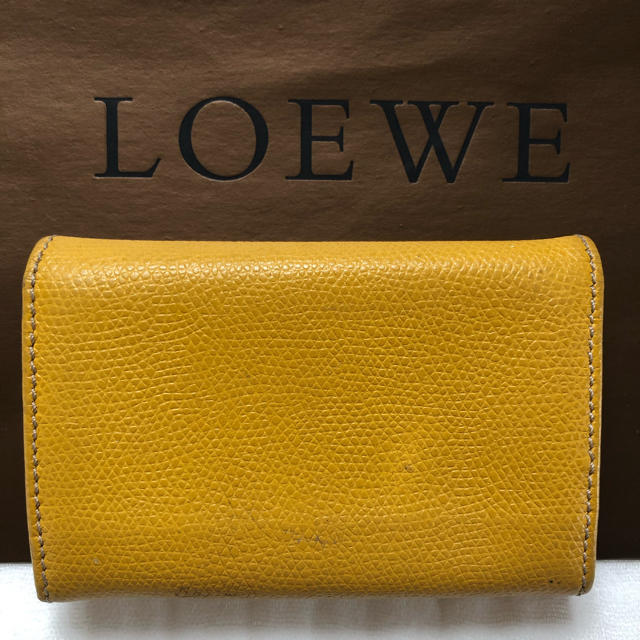 LOEWE(ロエベ)のロエベ♦︎LOEWE♦︎名刺入れ　カードケース　黄色 レディースのファッション小物(名刺入れ/定期入れ)の商品写真