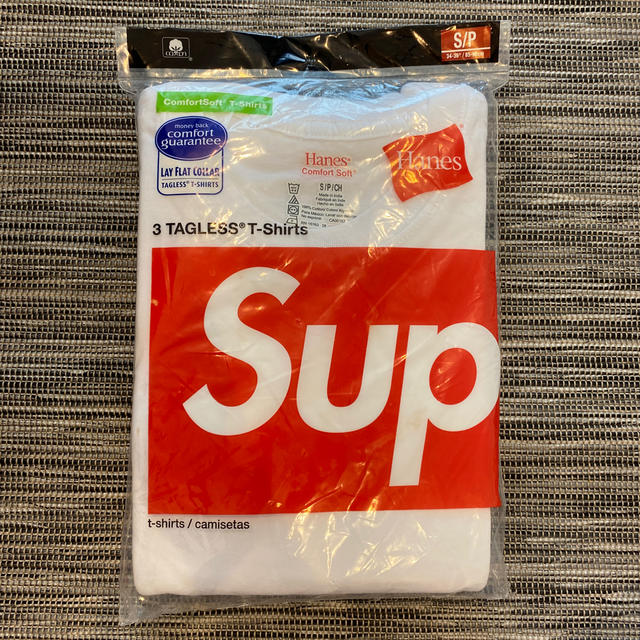 Supreme(シュプリーム)の【新品　正規品】Supreme Tシャツ　3枚組 メンズのトップス(Tシャツ/カットソー(半袖/袖なし))の商品写真