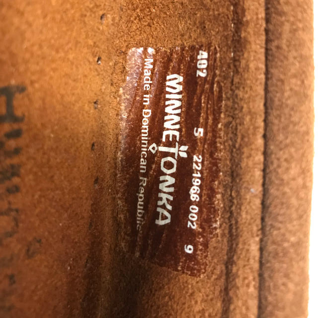 Minnetonka(ミネトンカ)のミネトンカ モカシン ブラウン402 レディースの靴/シューズ(スリッポン/モカシン)の商品写真