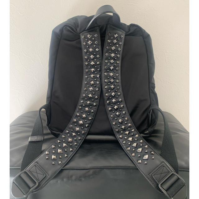 GIVENCHY(ジバンシィ)のジバンシー　スタッズレザーナイロンリュック　バックパック　ブラック メンズのバッグ(バッグパック/リュック)の商品写真
