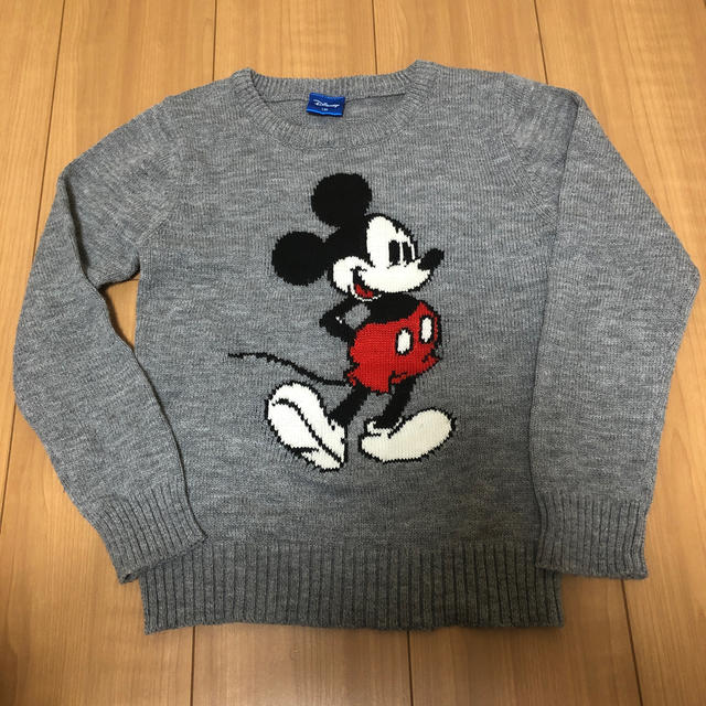 Disney(ディズニー)のディズニー　ミッキーマウス　ニット　美品　130 キッズ/ベビー/マタニティのキッズ服男の子用(90cm~)(ニット)の商品写真